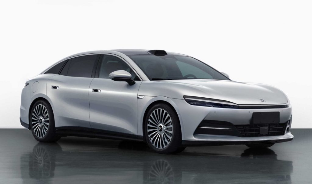 BYD Han нового поколения внесён в каталог с полным приводом мощностью 520 кВт и максимальной скоростью 270 км/ч.