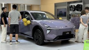 Xpeng Mona L05 вышел в Китае по цене 21 720 долларов США.